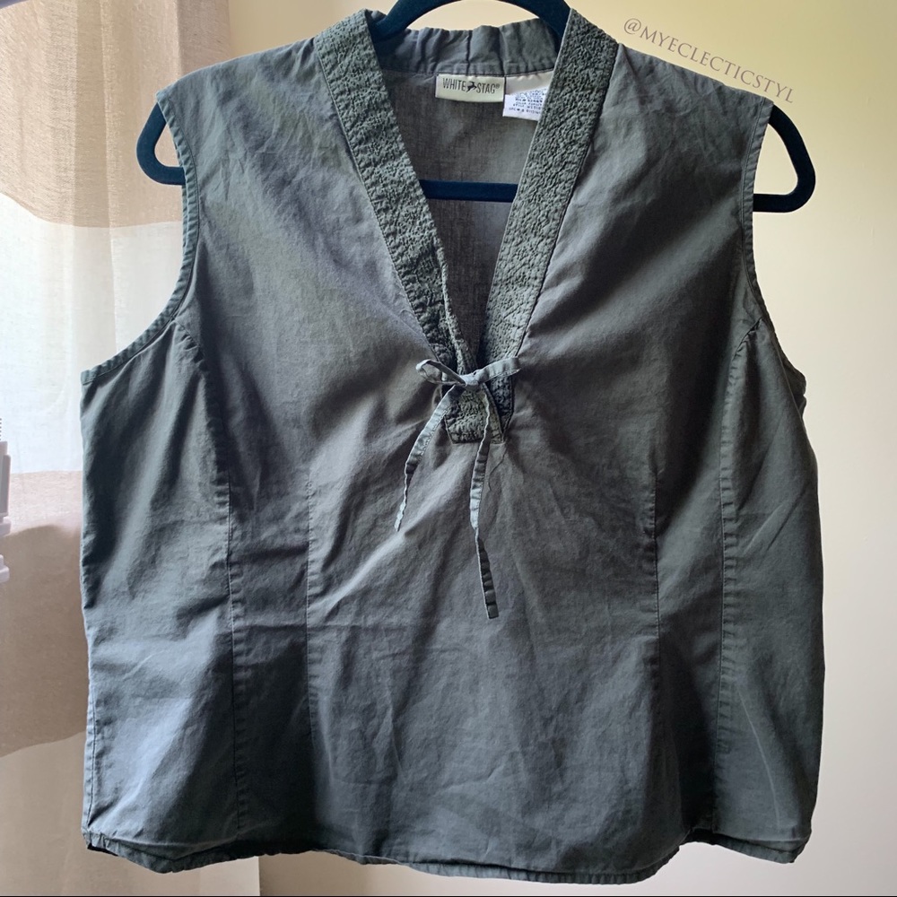 Green Embroiled Sleeveless Cotten Blouse Vest Top